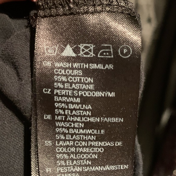 H&M Short Black Dress - Picture 5 of 5